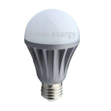 TUV CE UL RoHS Ampoule LED A60 9W E26 / E27 Dimmable / Non-Dimmable nouvelle économie d&#39;énergie